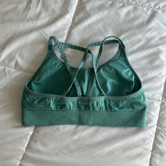 Puma sports bra - Picture 2 of 2